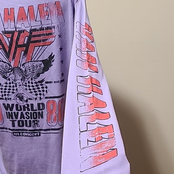 NWOT Van Halen Long Sleeved Concert Shirt - Picture 4 of 4